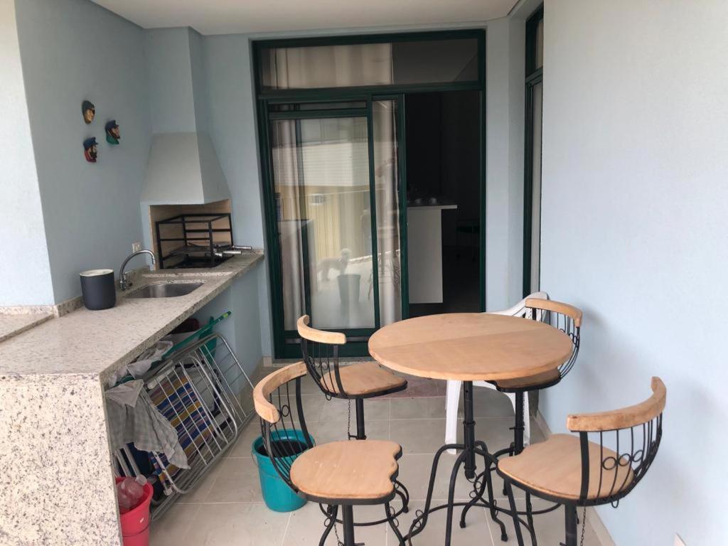 Apartamento Apartamento Grande - Reserva Dna *